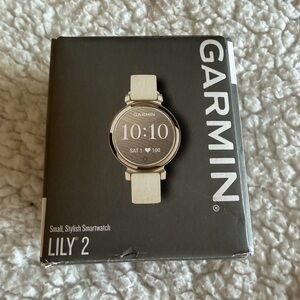 Garmin Lily 2 Beige Smartwatch